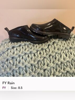 FY Rain Women’s Black Glossy Rain Clog